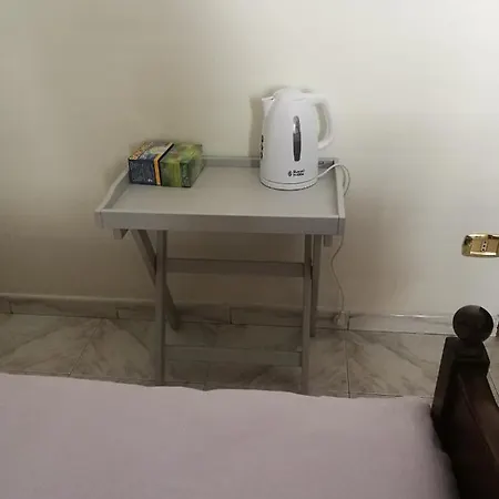 Antoniet Bed and Breakfast Νάπολη