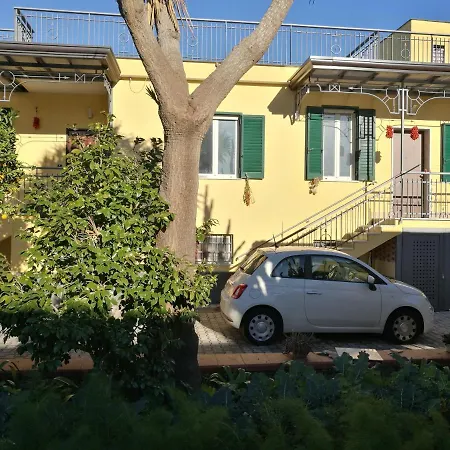 Bed and Breakfast Antoniet Νάπολη