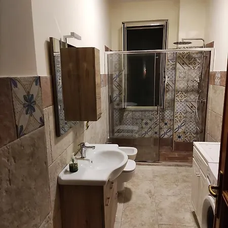 Antoniet فندق مبيت وإفطار 3*